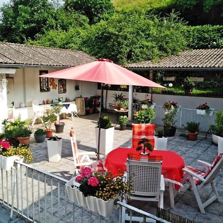 Charming 2-Bed Apartment In 科赫姆 外观 照片