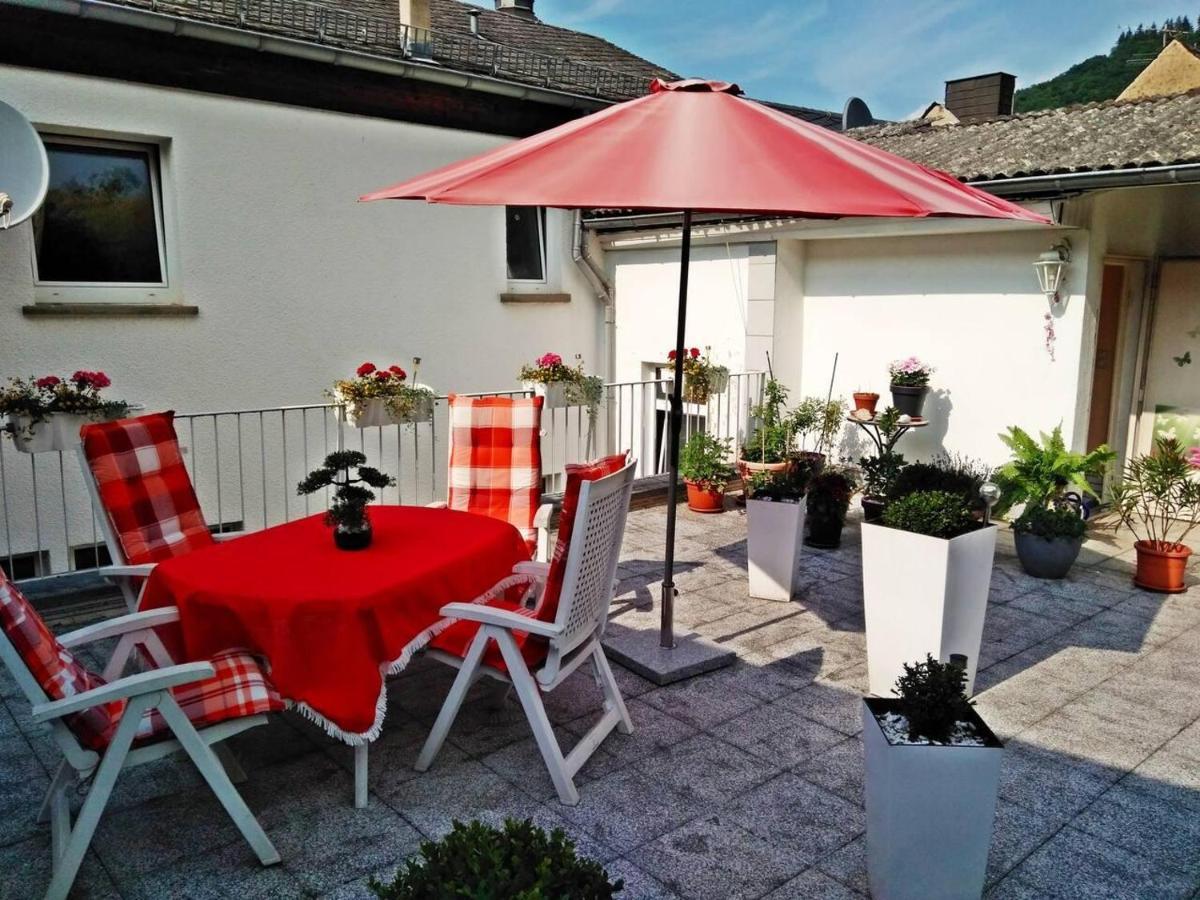Charming 2-Bed Apartment In 科赫姆 外观 照片