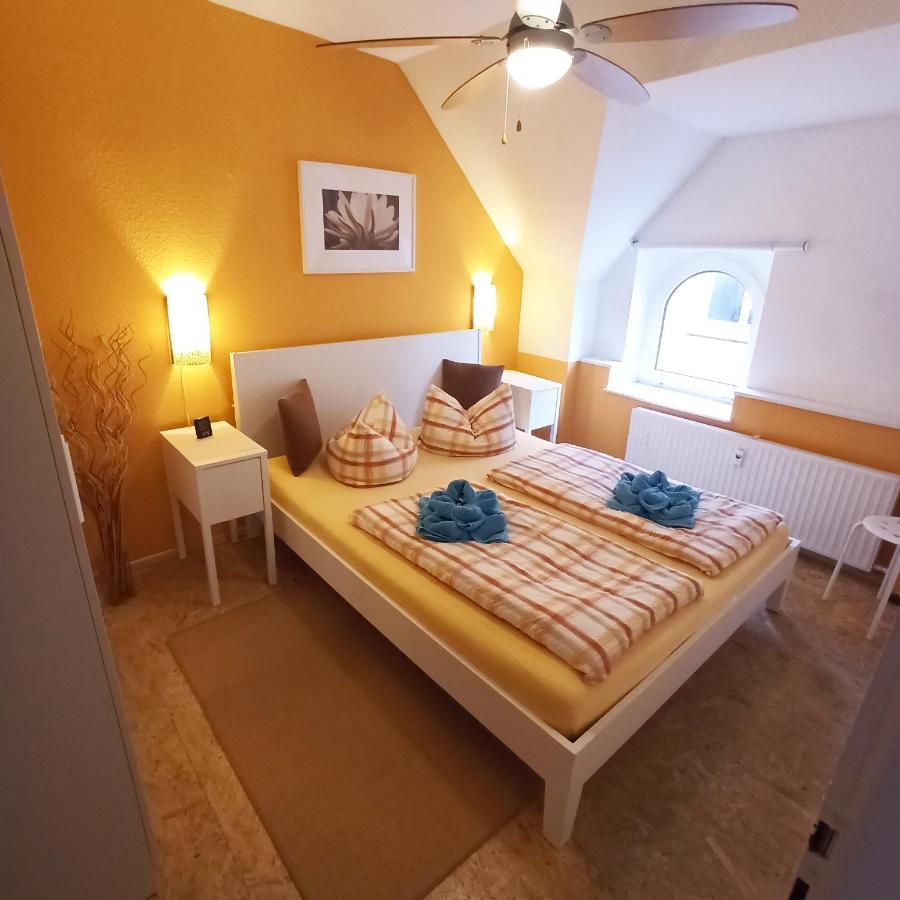 Charming 2-Bed Apartment In 科赫姆 外观 照片