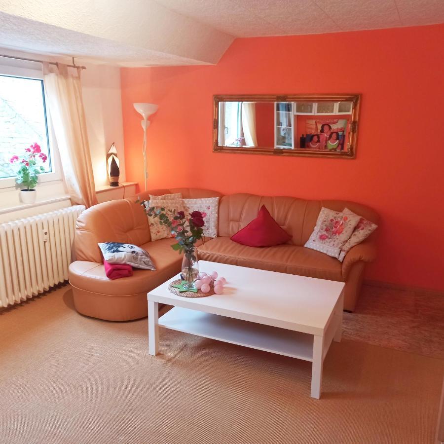 Charming 2-Bed Apartment In 科赫姆 外观 照片